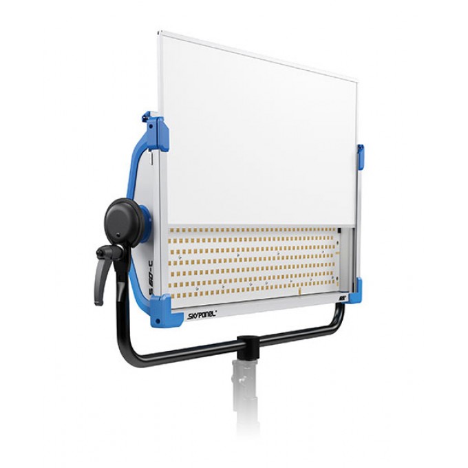 ARRI SkyPanel S60-C Pole Op, Blue/Silver 1m Bare Ends Панель светодиодная