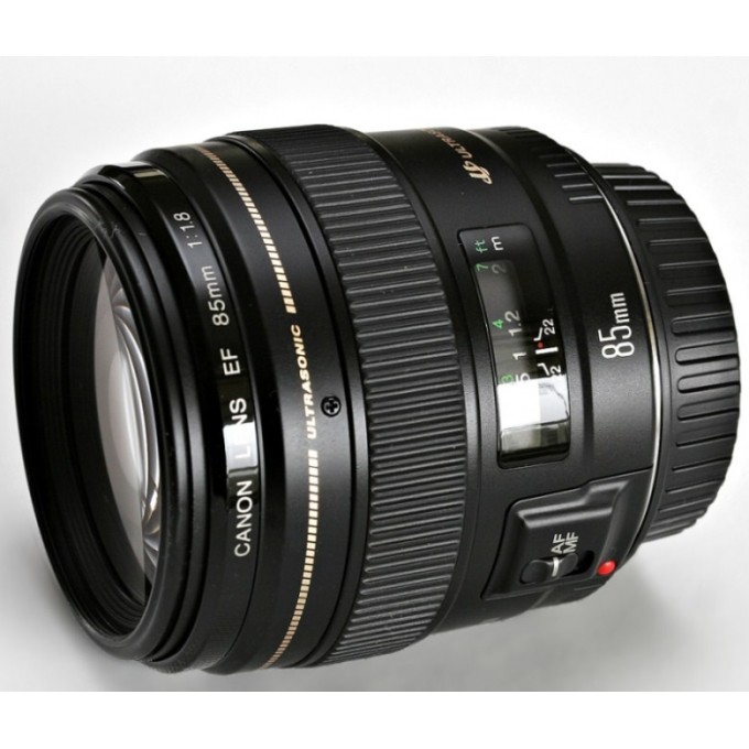 Canon EF 85mm f/1.4 L IS USM Фикс объектив